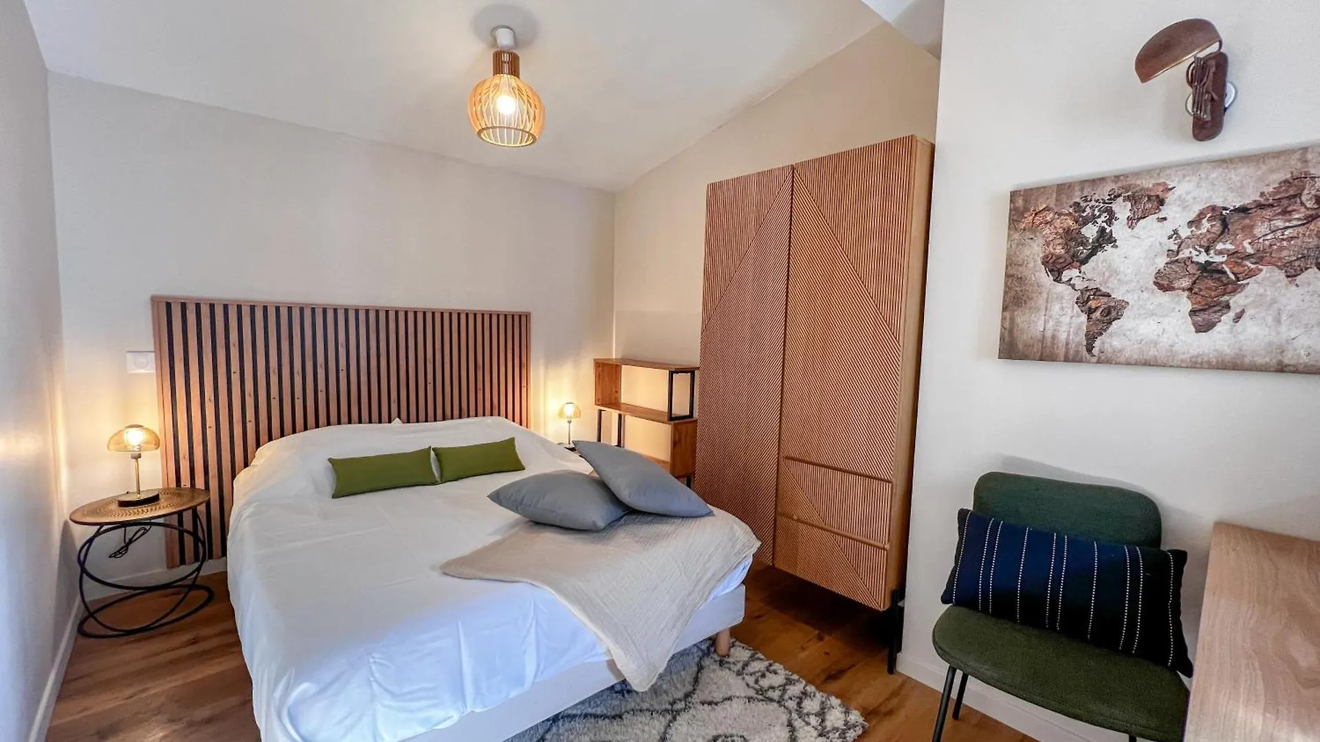 Un Loft D Exception Au Coeur De Toulon 4 Chambres Wifi